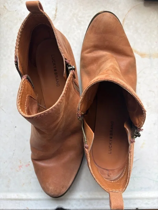 Lucky Brand Cognac Leather Ankle Booties - Picture 2 of 9